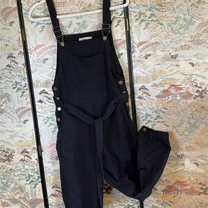 YARE BLACK STYLISH OVERALLS SIZE S